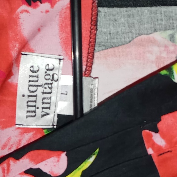 Unique Vintage dress - Picture 5 of 5